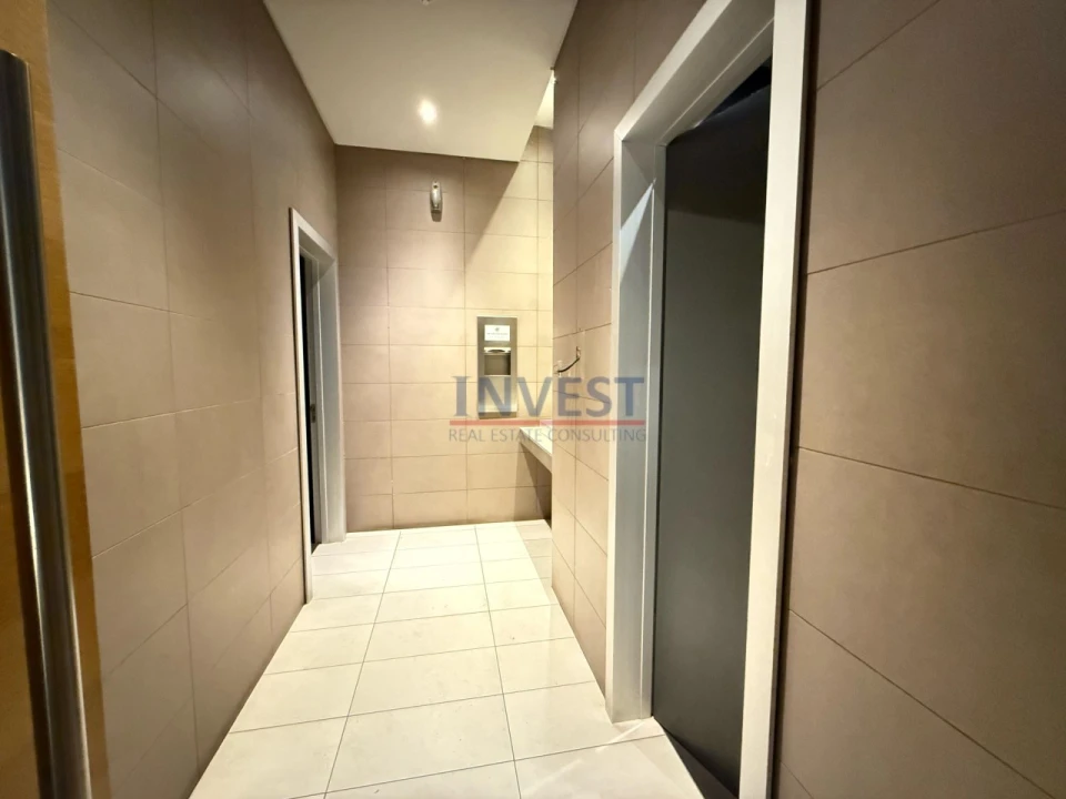 Loja para Venda em Parque das Nações Foto 22