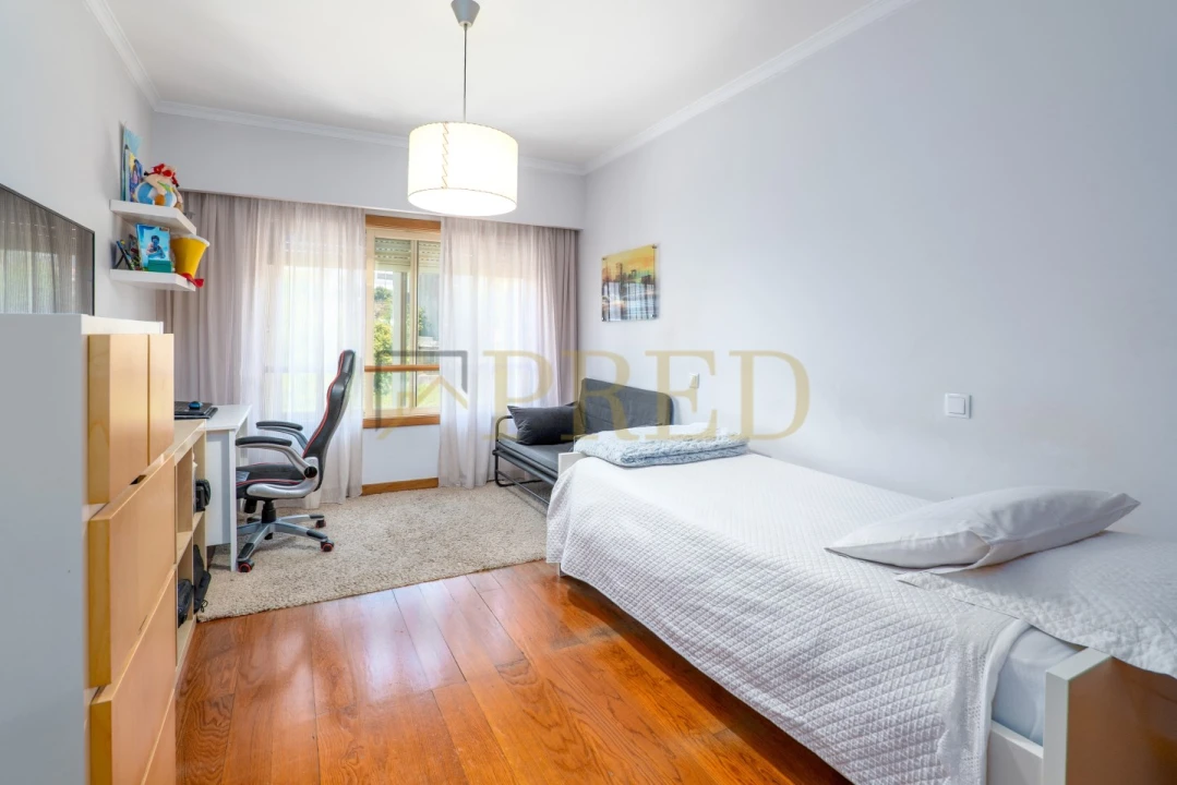Apartamento T3 para Venda em Mafamude e Vilar do Paraíso Foto 19