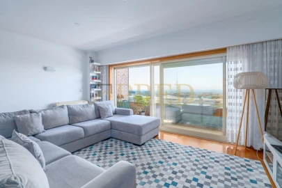 Apartamento T3 para Venda em Mafamude e Vilar do Paraíso