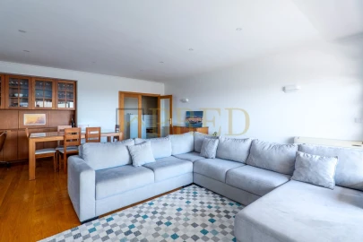 Apartamento T3 para Venda em Mafamude e Vilar do Paraíso