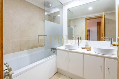 Apartamento T3 para Venda em Mafamude e Vilar do Paraíso