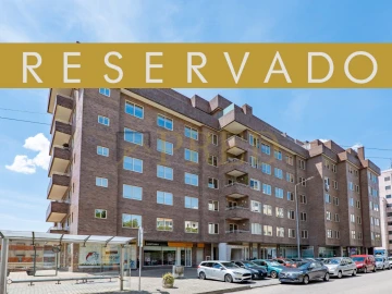 Apartamento T3 para Venda em Mafamude e Vilar do Paraíso