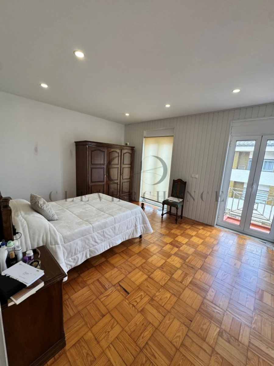 Apartamento T3 para Venda em Pedrouços Foto 14