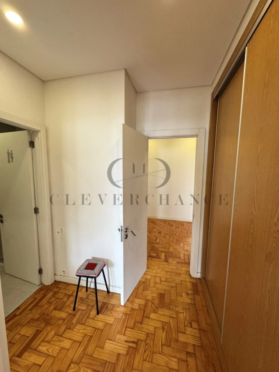 Apartamento T3 para Venda em Pedrouços Foto 15