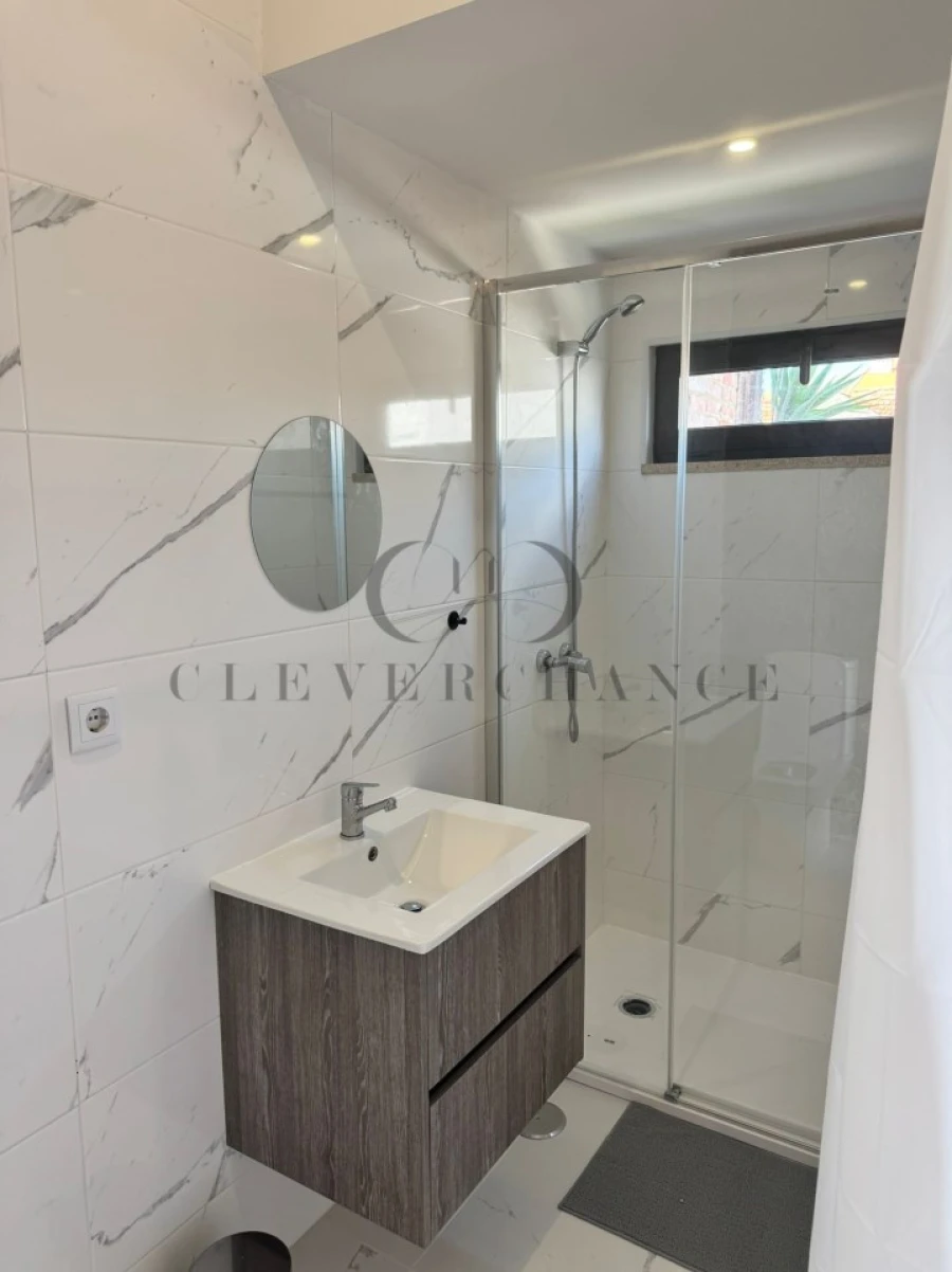 Quarto para Arrendamento em Santa Marinha e São Pedro da Afurada Foto 4