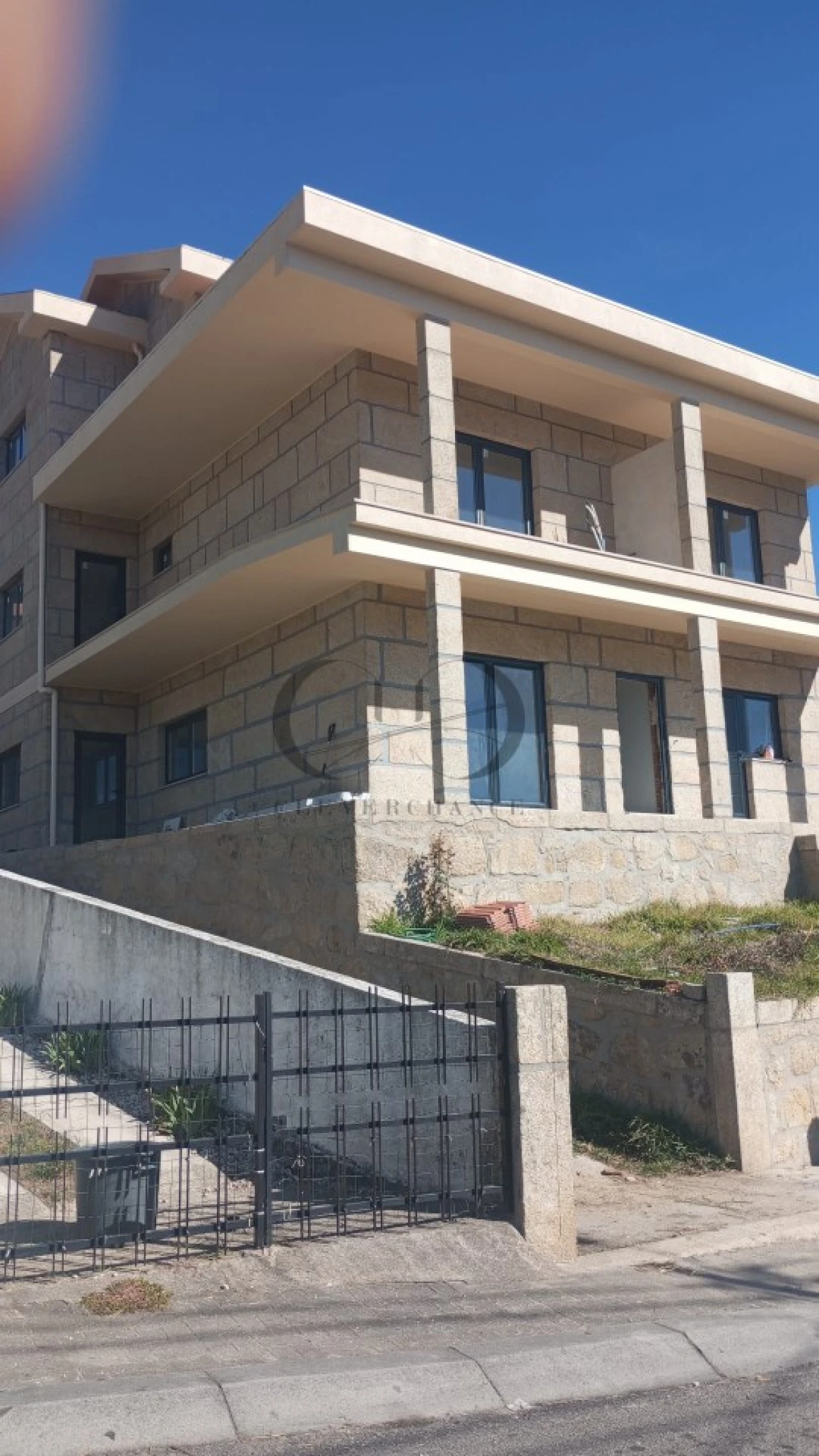 Apartamento T2 para Venda em Fafe Foto 3