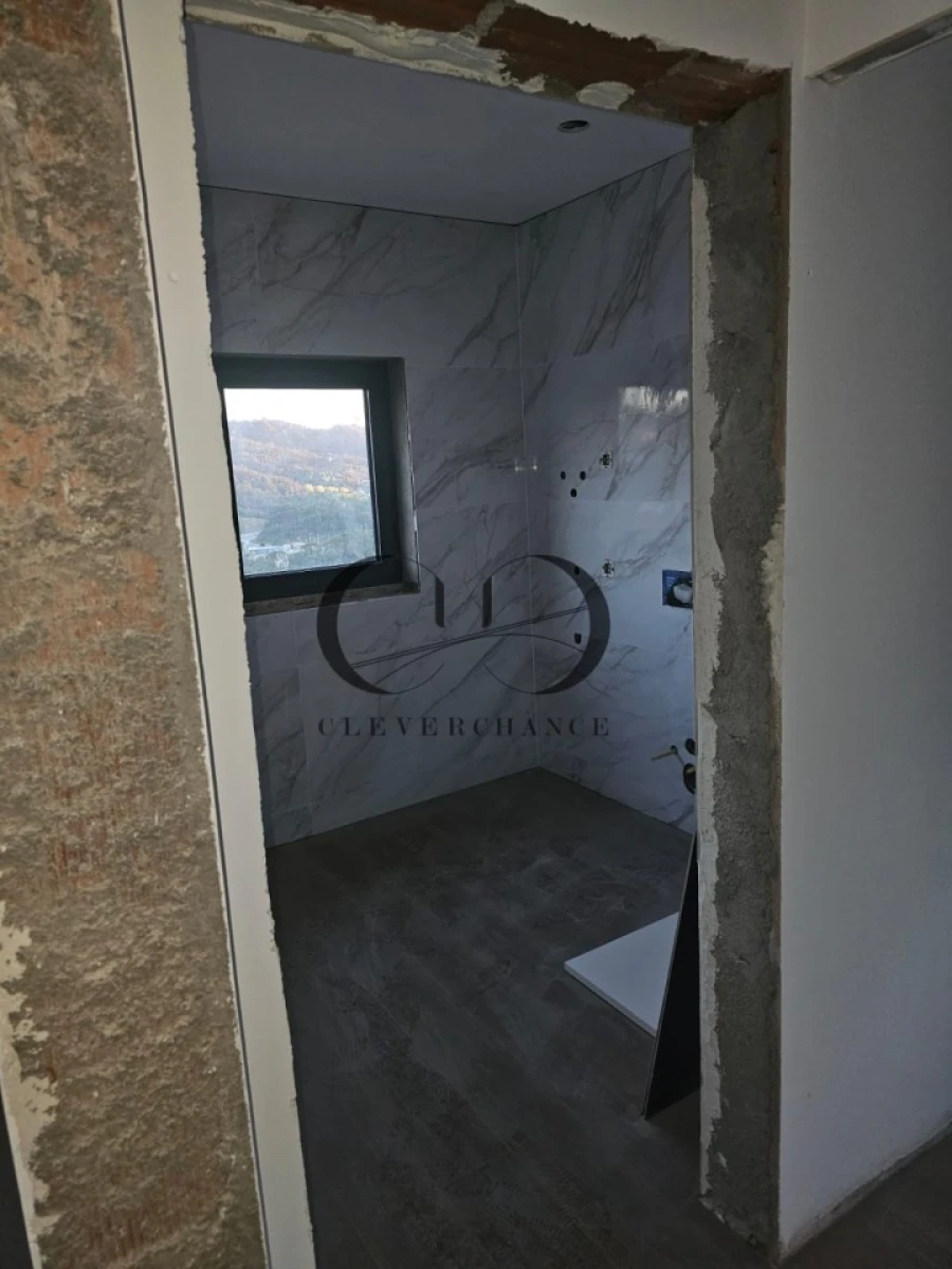 Apartamento T2 para Venda em Fafe Foto 11