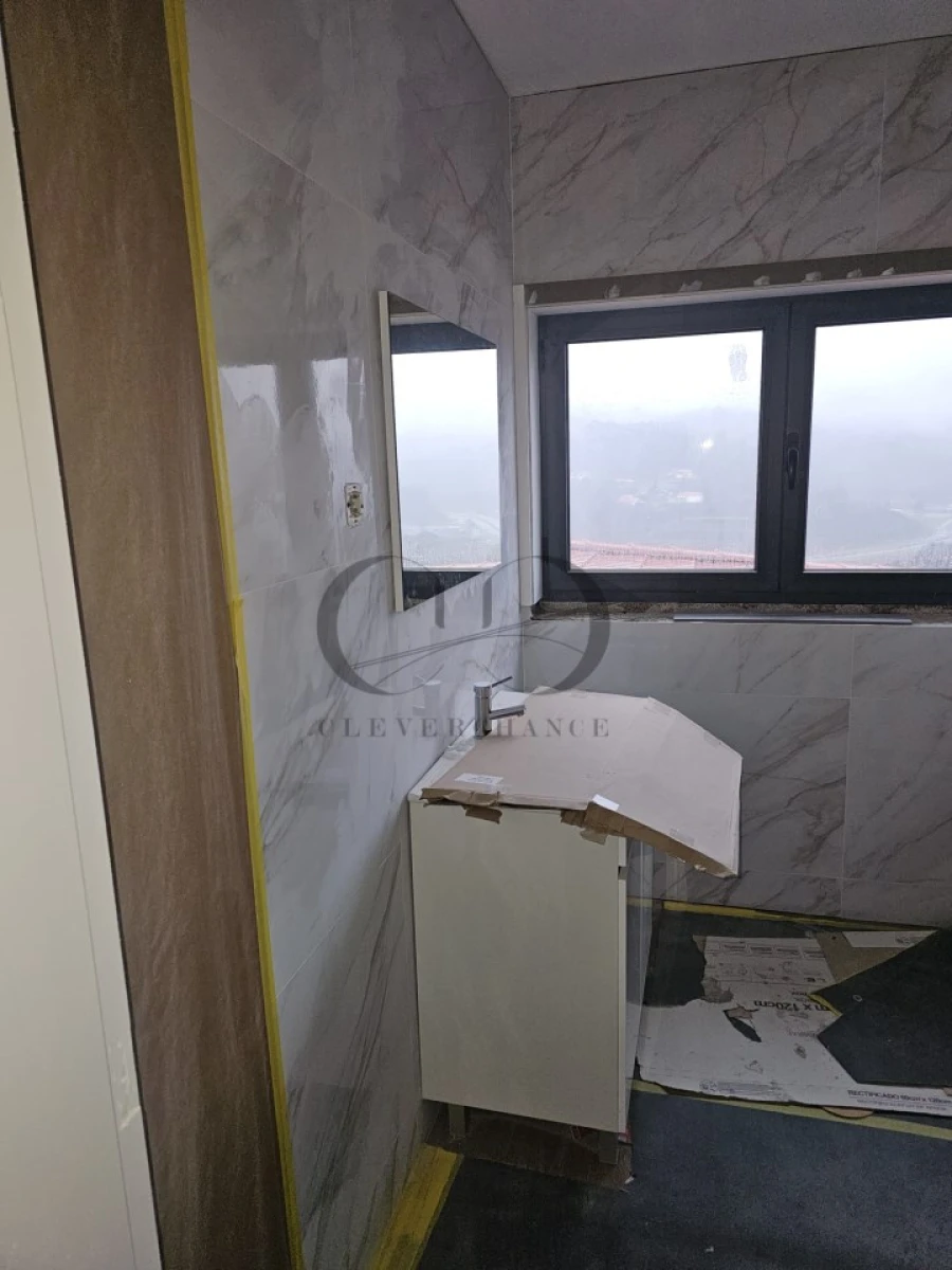 Apartamento T2 para Venda em Fafe Foto 11