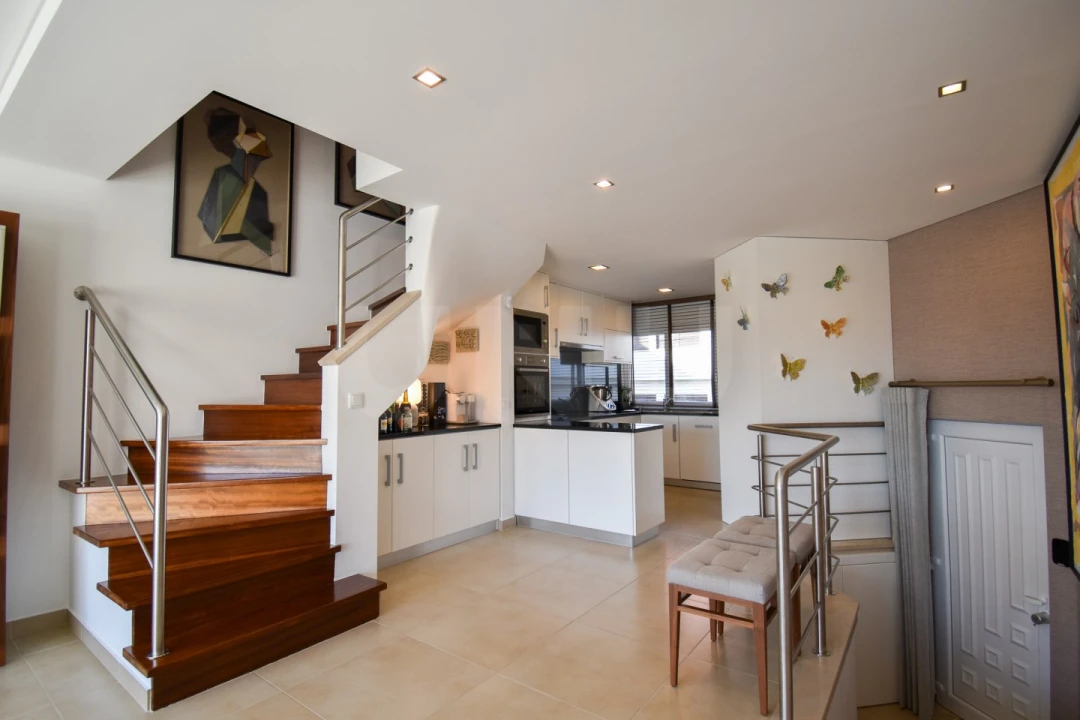 Apartamento T4 para Venda em Lourinhã e Atalaia Foto 4