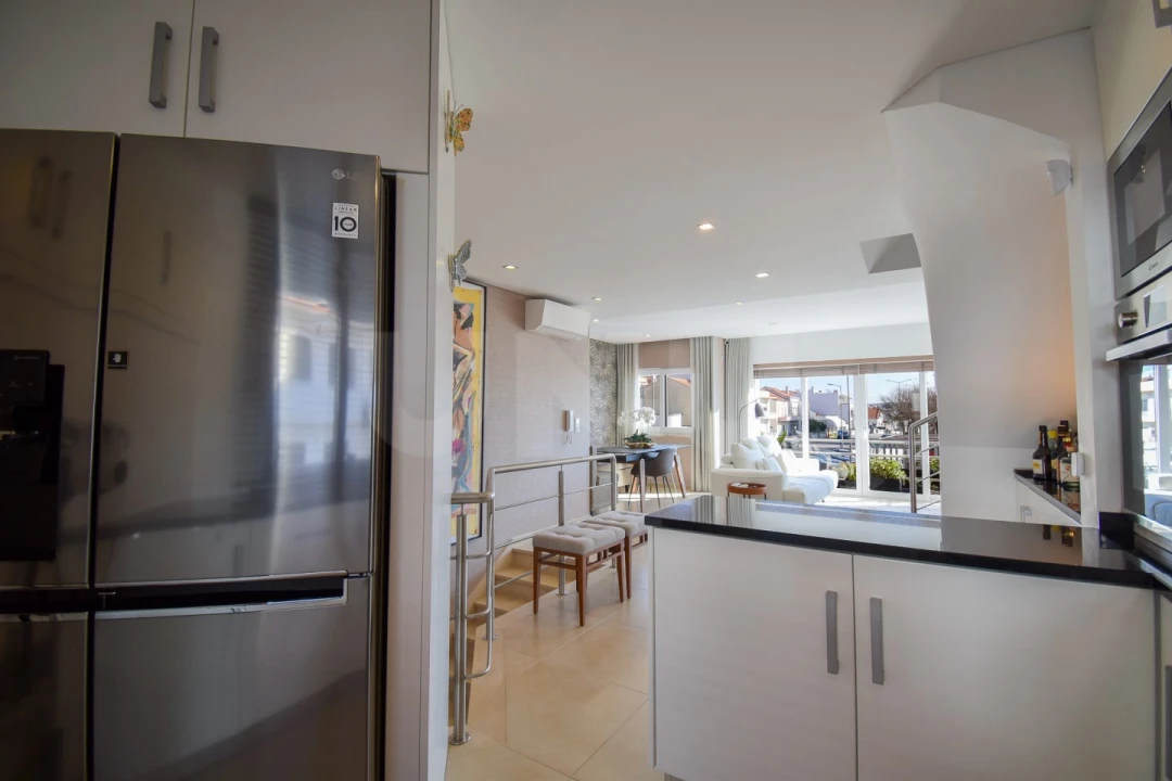 Apartamento T4 para Venda em Lourinhã e Atalaia Foto 8