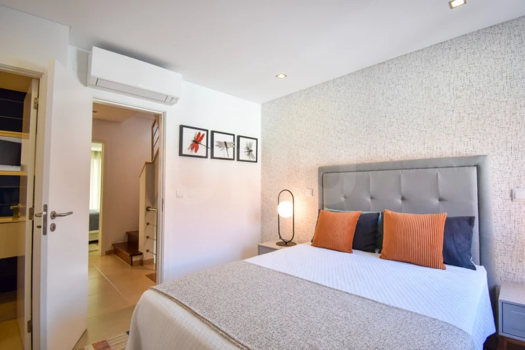 Apartamento T4 para Venda em Lourinhã e Atalaia Foto 11