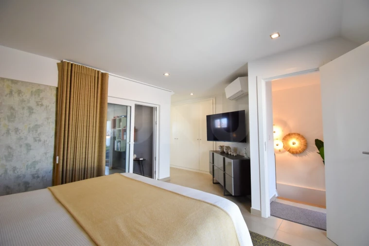 Apartamento T4 para Venda em Lourinhã e Atalaia Foto 25