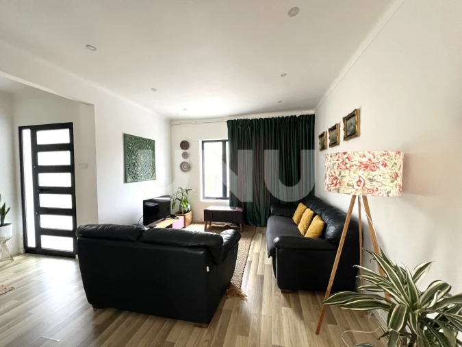 Moradia T3 para Venda em Rosto do Cão (Livramento) Foto 9