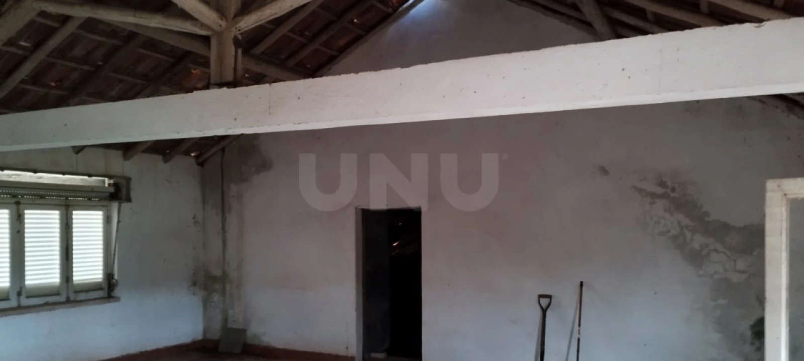 Moradia T2 para Venda em Alvorninha Foto 24