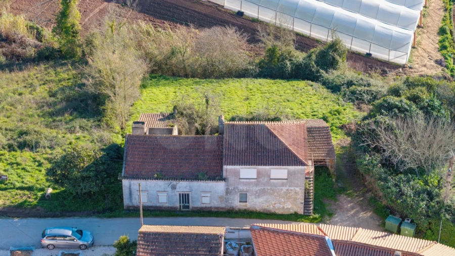 Moradia T2 para Venda em Alvorninha Foto 2