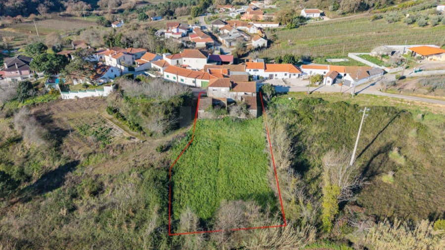 Moradia T2 para Venda em Alvorninha Foto 8