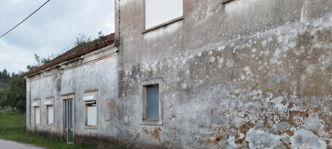 Moradia T2 para Venda em Alvorninha Foto 13