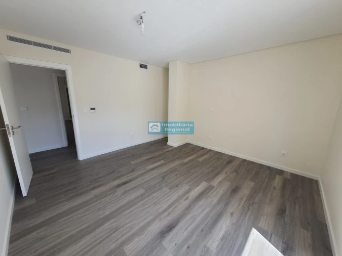 Apartamento T3 para Venda em Funchal (Se) Foto 16