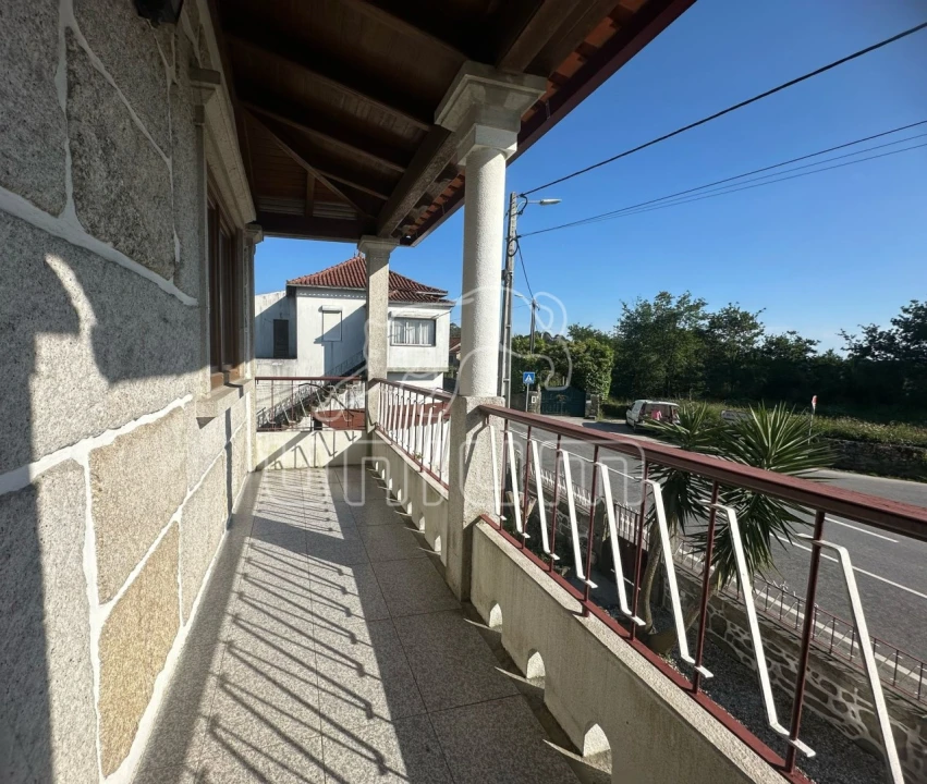Moradia T5 para Venda em Mazarefes e Vila Fria Foto 5