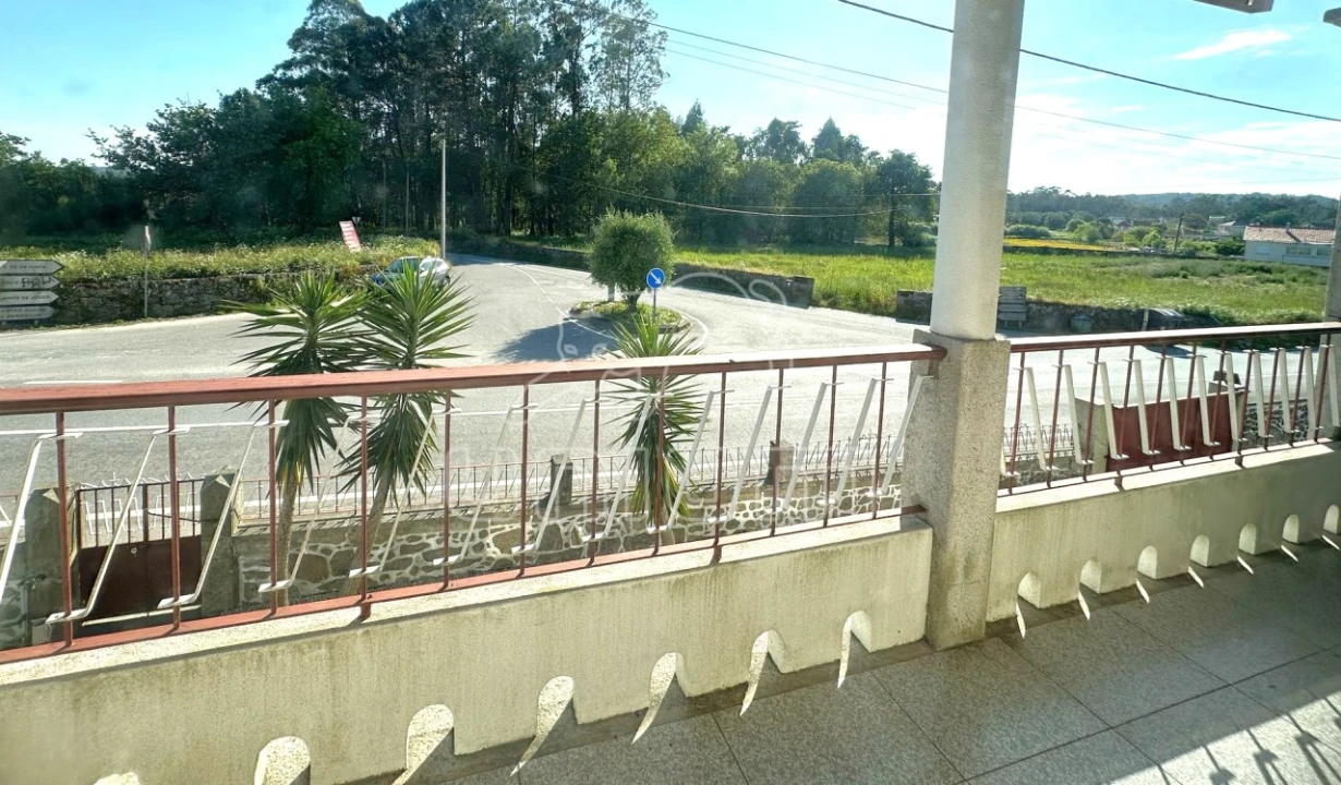 Moradia T5 para Venda em Mazarefes e Vila Fria Foto 6