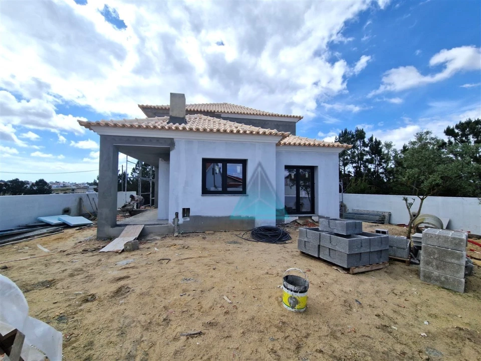 Moradia T4 para Venda em Fernao Ferro Foto 2