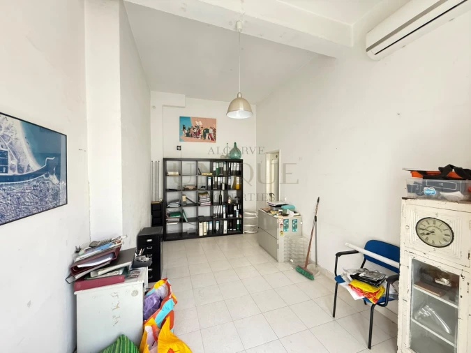 Loja para Venda em Lagos (São Sebastião e Santa Maria) Foto 2