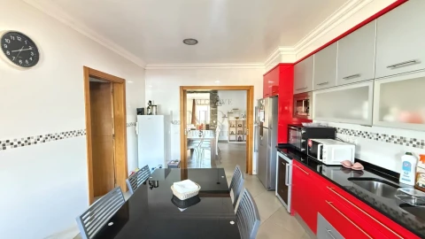 Moradia T3 para Venda em Luz
