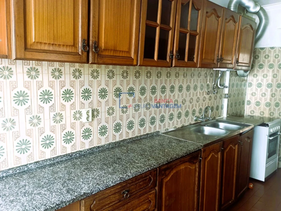 Apartamento T2 para Venda em Agualva e Mira-Sintra Foto 6