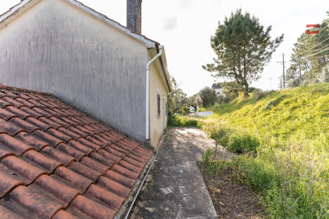 Moradia T2 para Venda em Matas e Cercal Foto 4