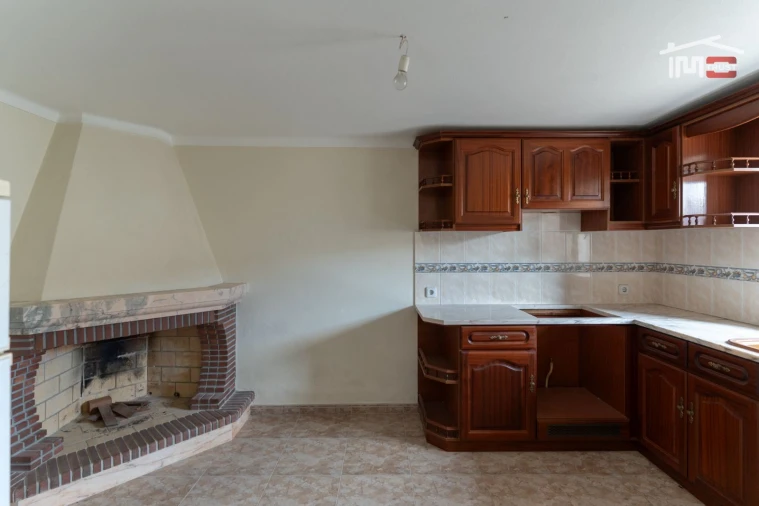 Moradia T2 para Venda em Matas e Cercal Foto 9