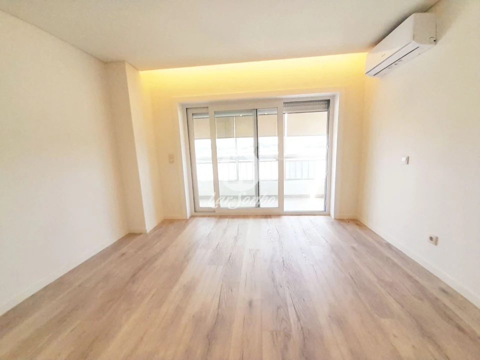 Apartamento T3 para Venda em Vila Nova de Famalicão e Calendário Foto 5