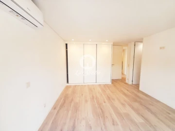 Apartamento T3 para Venda em Vila Nova de Famalicão e Calendário