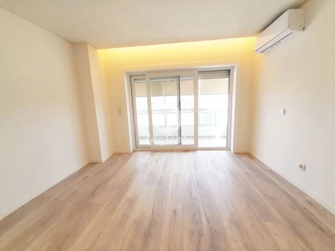 Apartamento T3 para Venda em Vila Nova de Famalicão e Calendário Foto 5