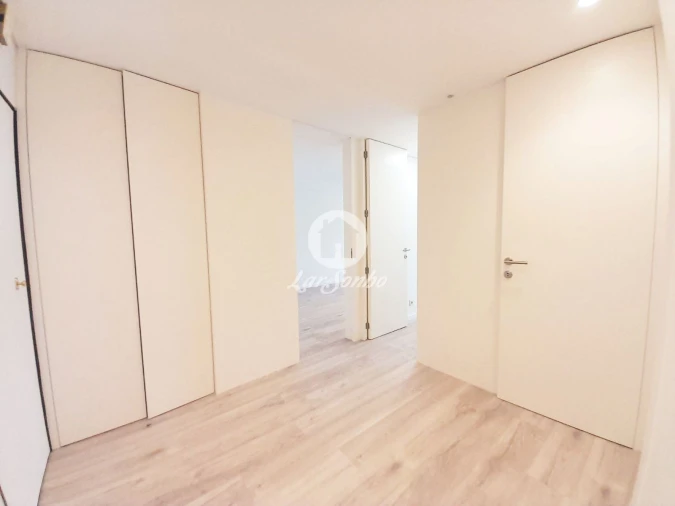Apartamento T3 para Venda em Vila Nova de Famalicão e Calendário Foto 21