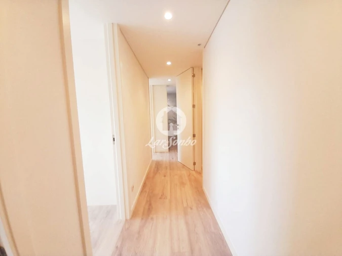Apartamento T3 para Venda em Vila Nova de Famalicão e Calendário Foto 23
