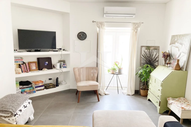 Moradia T2 para Venda em Olho Marinho Foto 7