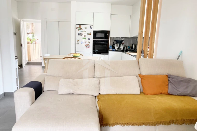 Moradia T2 para Venda em Olho Marinho Foto 8