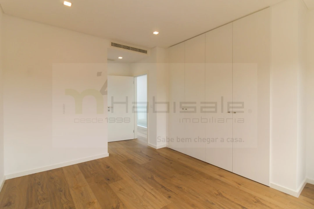 Moradia T4 para Venda em Loures Foto 33