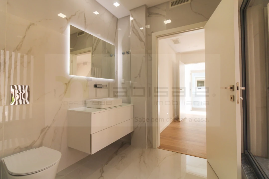 Moradia T4 para Venda em Loures Foto 50