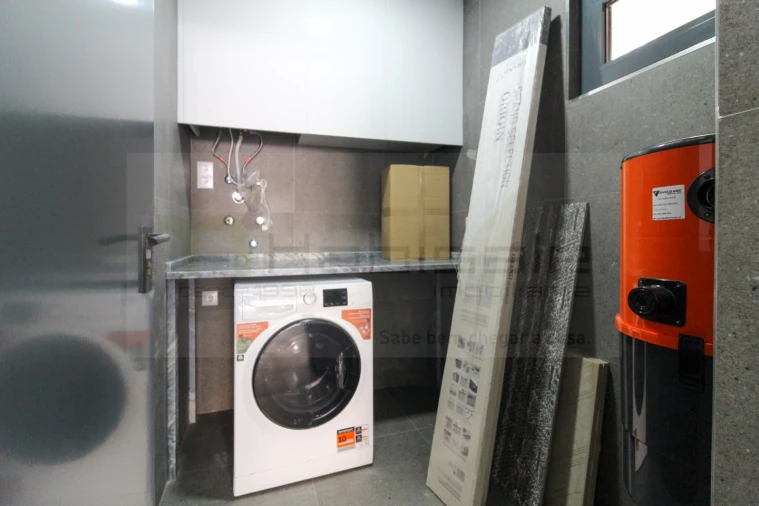 Moradia T4 para Venda em Loures Foto 10