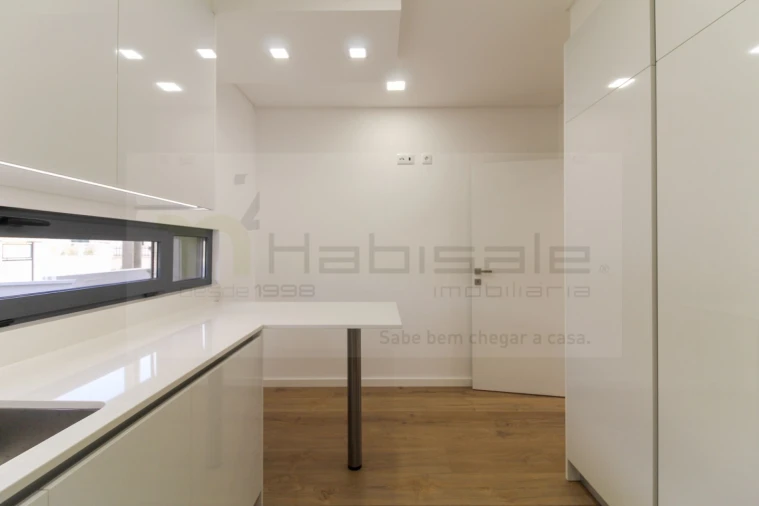 Moradia T4 para Venda em Loures Foto 18