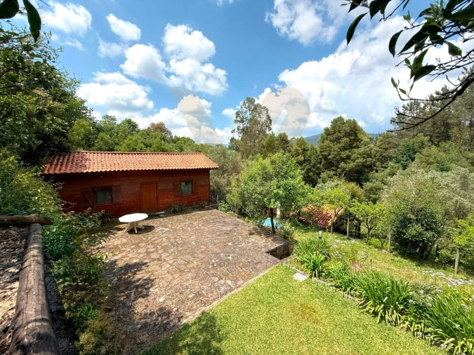 Moradia T3 para Venda em Bárrio e Cepões Foto 19