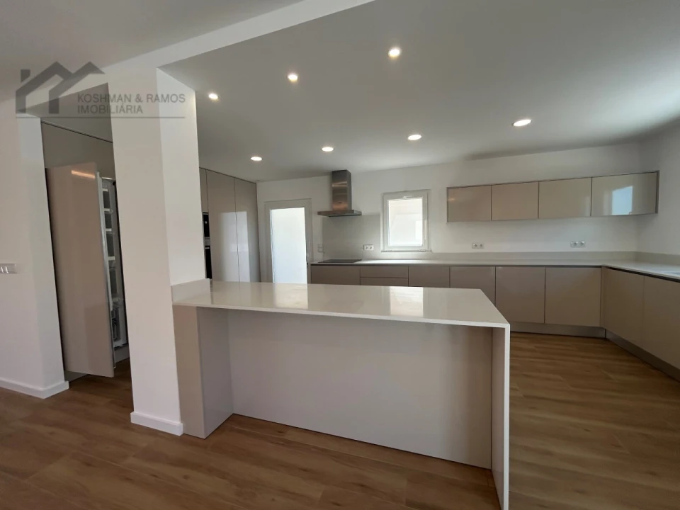 Moradia T3 para Venda em Caparica e Trafaria Foto 16