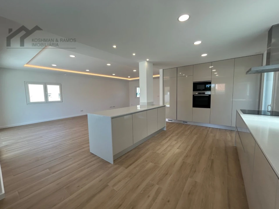 Moradia T3 para Venda em Caparica e Trafaria Foto 11