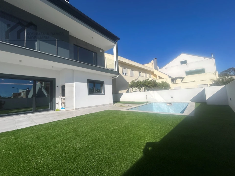 Moradia T3 para Venda em Caparica e Trafaria Foto 2