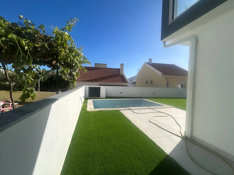 Moradia T3 para Venda em Caparica e Trafaria Foto 10