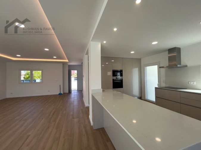 Moradia T3 para Venda em Caparica e Trafaria Foto 23