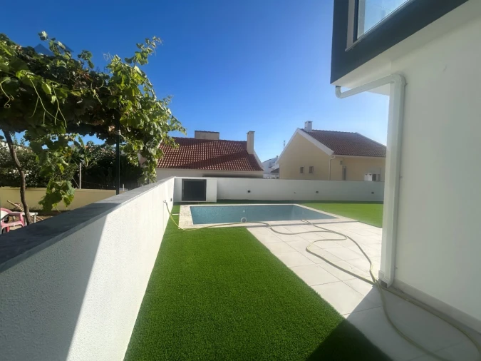 Moradia T3 para Venda em Caparica e Trafaria Foto 10