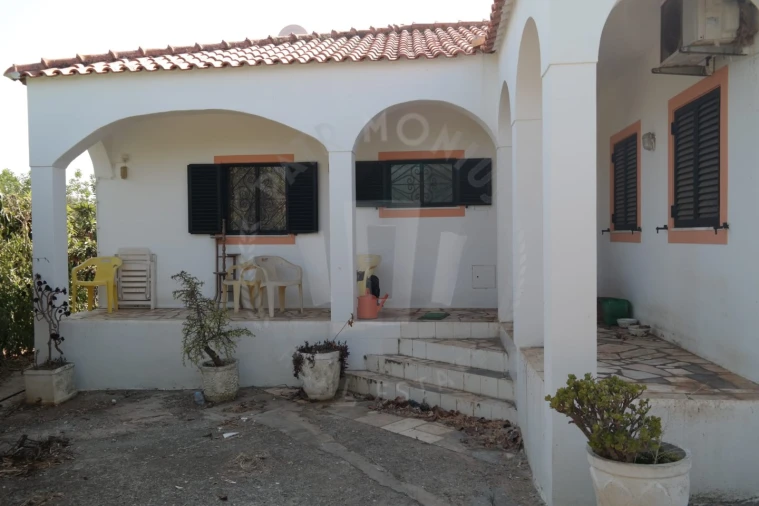 Quinta T4 para Venda em Mexilhoeira Grande Foto 32