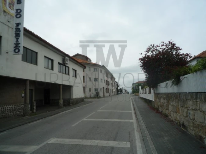 Armazém para Venda em Sangalhos Foto 2